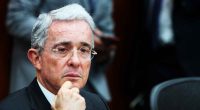 Álvaro Uribe casa por cárcel