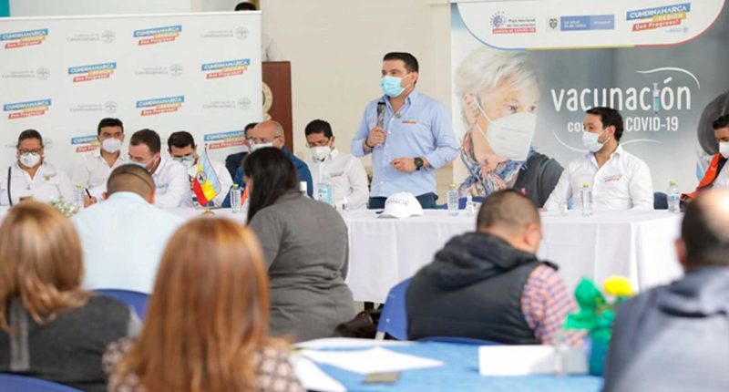 Adultos Mayores y Personal de la Salud