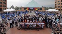 Gobierno de Cundinamarca entrega bicicletas a niños y jóvenes