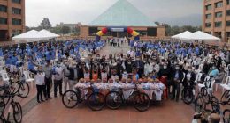 Gobierno de Cundinamarca entrega bicicletas a ni帽os y j贸venes