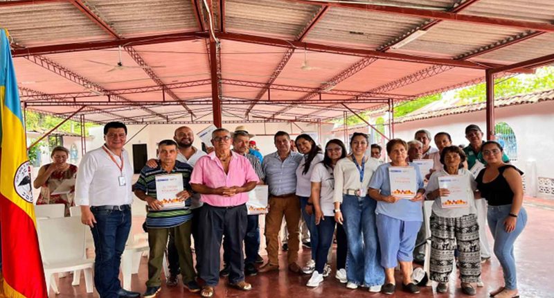 Secretaría de Hábitat entrega 14 nuevos títulos de propiedad