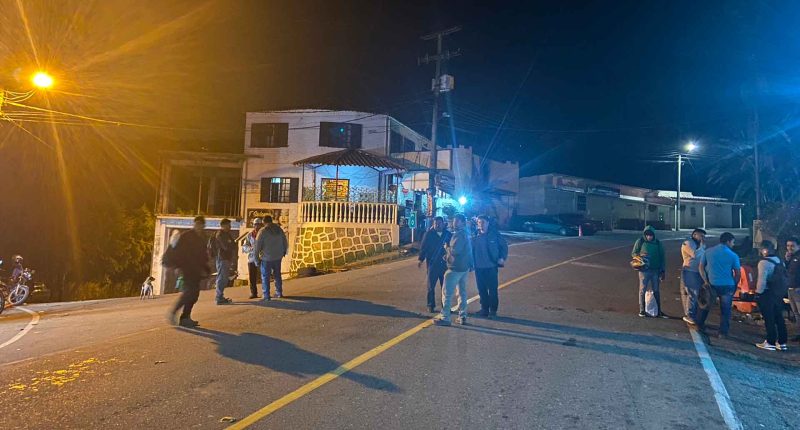 Acuerdo entre comunidad y autoridades levanta bloqueo en el Tequendama