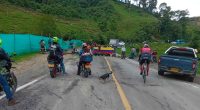 Comunidades del Tequendama mantienen el bloqueo