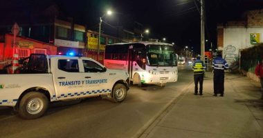 Conductores de buses intermunicipales bloquearon vías de acceso a Mosquera