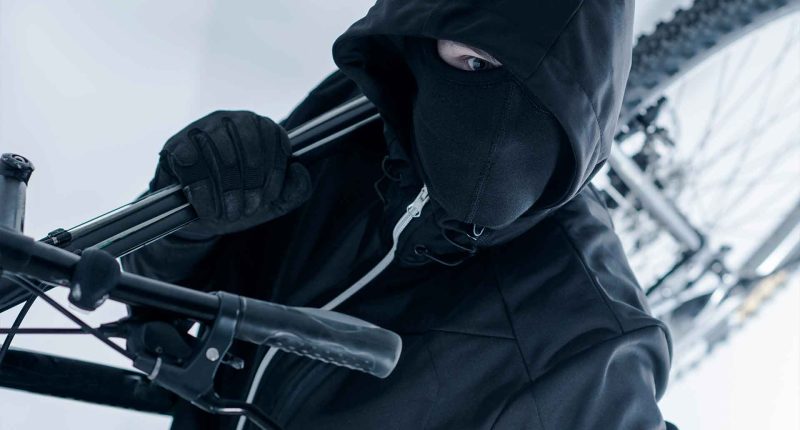 Joven es atacado por robarle su bicicleta en Soacha Terreros