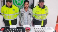Policía de Nemocón captura a delincuente con drogas y un arma