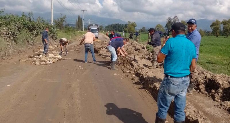 Vía La Fuente en Zipaquirá está totalmente abandonada.