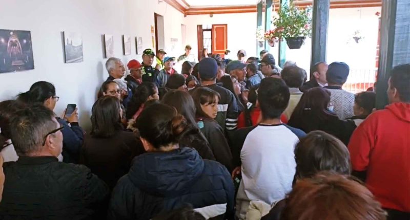 Ciudadanos de Nemocón protestan por aumento del impuesto predial