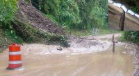 Fuertes lluvias causan daños en vías de acceso a Cachipay, Cundinamarca