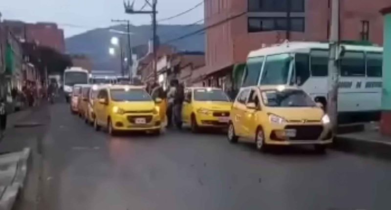 Paro de Taxistas en Facatativá interrumpe la movilidad en la región
