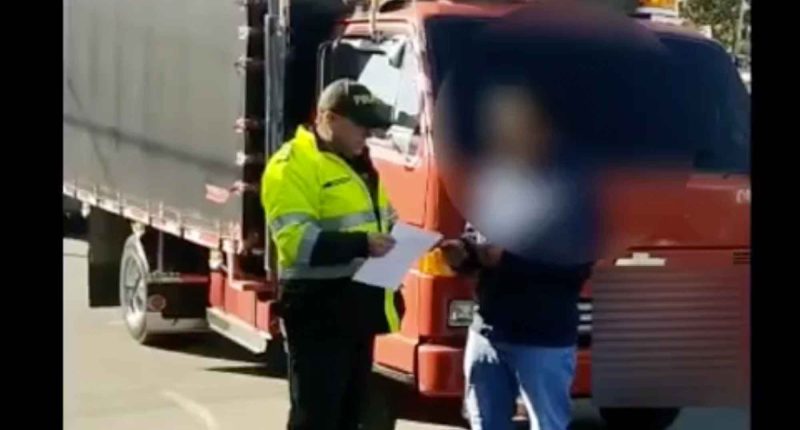 La Policía Metropolitana de Bogotá logra recuperar camioneta valuada en millones tras intensa búsqueda en Soacha