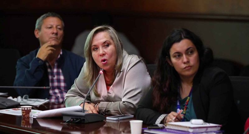 Autoridades se reúnen para abordar situación de riesgo en Silvania