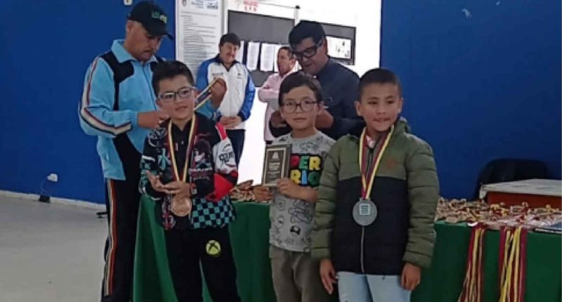 Joseph Álvarez, el prodigio del ajedrez de Funza