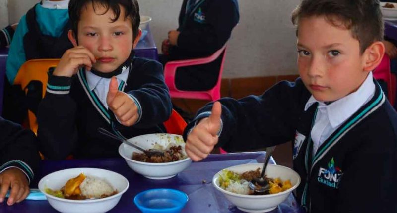 Garantizando la nutrición escolar en Funza: Primera Mesa Pública del PAE