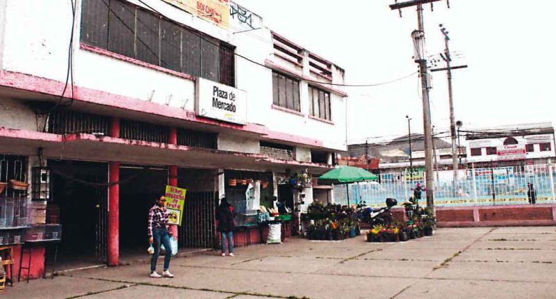 Recuperación sorpresiva de la Plaza de Mercado de Soacha por parte del gobierno municipal