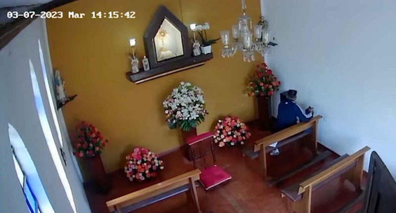 Policía de Tabio captura a ladrón de ofrendas en capilla