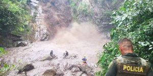 Cinco personas atrapadas en creciente súbita en la Quebrada Cune en Villeta: Dos fallecidos