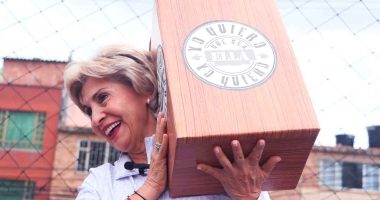 Betty Zorro Responde al Llamado de Soacha: 25,000 Firmas Avalan Candidatura