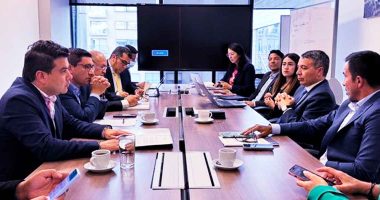 Gobernador de Cundinamarca Evalúa Proyectos de Movilidad con Ministro y Gobierno Entrante