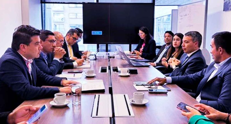 Gobernador de Cundinamarca Evalúa Proyectos de Movilidad con Ministro y Gobierno Entrante