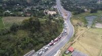 Protestas bloquean la vía Bogotá-Girardot: comunidades exigen avances en obras del tercer carril