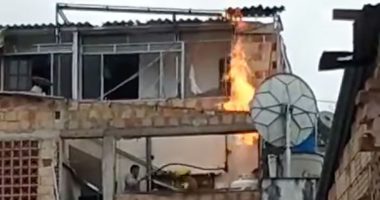 Incendio en Rapiz Pollo, Cachipay, controlado tras explosión de pipeta de gas