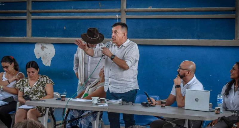 Viotá responde al cambio climático con acciones concretas: Rehabilitación vial y cooperación regional