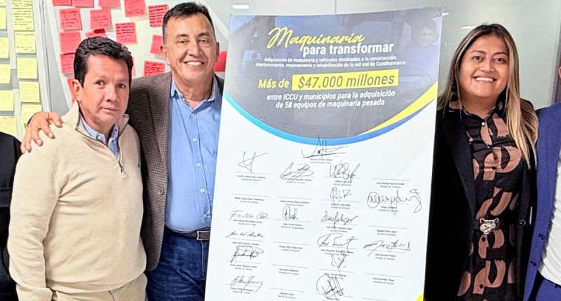 Cundinamarca y 24 municipios firman convenio para adquisición de maquinaria amarilla