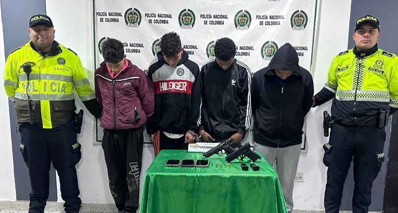 Captura de cuatro personas por hurto y porte ilegal de armas en Soacha