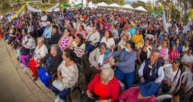 Desarrollo integral para Tena: Gobernador destaca inversiones clave en su visita de la gira ‘Ando Cumpliendo’