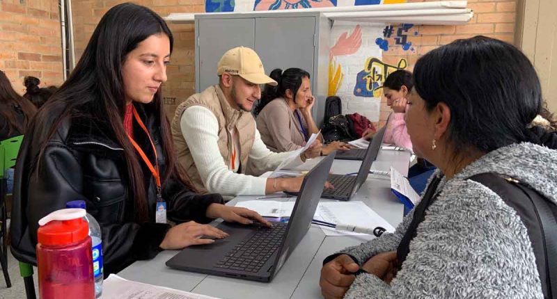 Soacha mantiene abierto proceso de matrículas para garantizar educación de niños y adolescentes