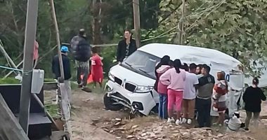MiniVan de carga rodó en Ciudadela Sucre dejando una persona herida