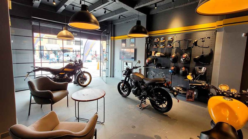 Nueva tienda de Royal Enfield en Madrid, Cundinamarca.