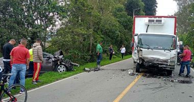 Accidente vehicular en la vía Fusagasugá - Sibaté deja tres personas lesionadas