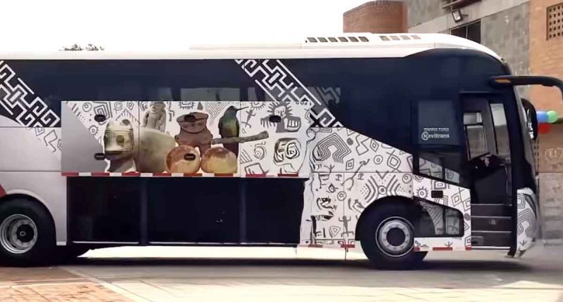 Soacha estrena el Bus de la Cultura: un vehículo para el arte y la creatividad