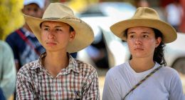 Gobernador Jorge Rey anuncia reconstrucción de viviendas y subsidios para familias afectadas en Medina