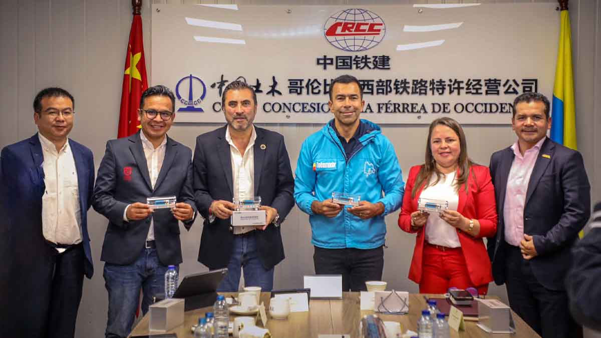 Avanzan obras en el corredor férreo central del Regiotram de Occidente