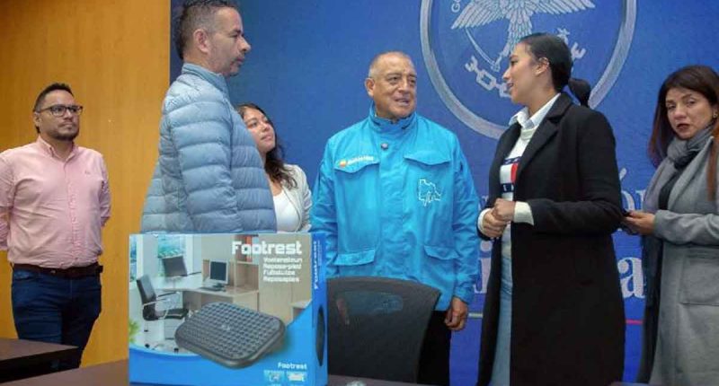 Gobernación de Cundinamarca fortalece personerías municipales con nueva entrega de dotación