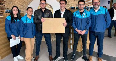 Gobernación de Cundinamarca fortalece la formación digital en Fómeque con nueva dotación tecnológica