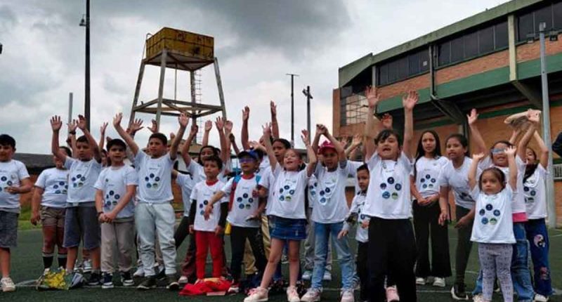 Más de 1.100 niños cundinamarqueses se graduaron como Guardianes y Sembradores de Vida