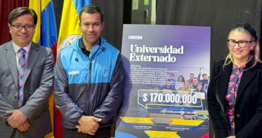 Universidad Externado y Gobernación de Cundinamarca firman convenio para fortalecer la formación turística