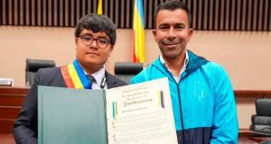 Reconocimiento en Cundinamarca: estudiante obtiene puntaje perfecto en Pruebas Saber 11