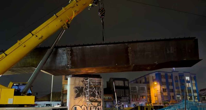 Avanza instalación de vigas del puente de la calle 22 para TransMilenio en Soacha