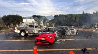 Organismos de socorro atendiendo el accidente en la vía Zipaquirá-Ubaté a la altura del peaje.
