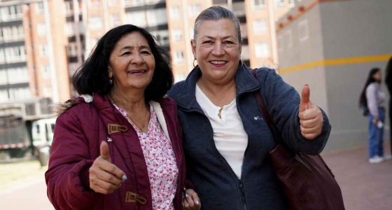 Ciudadanos de Soacha ejerciendo su derecho al voto en las elecciones de las Juntas de Acción Comunal.