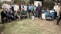 Productores de Suesca recibiendo sistemas de lombricultura y biofábricas para la conservación del suelo y el agua.