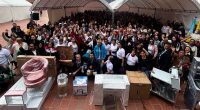 Entrega de equipos y herramientas a mujeres emprendedoras de Cundinamarca en la Plazoleta de la Paz.
