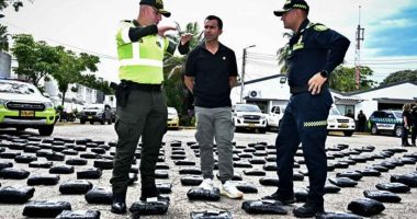 Operativo de la Policía de Tránsito para fortalecer la seguridad en Cundinamarca tras incautar estupefacientes.