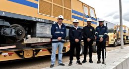 Locomotoras y bateadora férrea en el patio taller de Facatativá para la construcción del RegioTram de Occidente.
