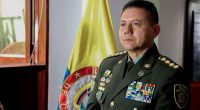 Uniformados de la Policía Nacional preparándose para los operativos de control y seguridad en Soacha durante las votaciones.